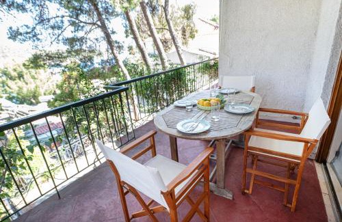 Poros Apartment | NG Happy Yard Cottage