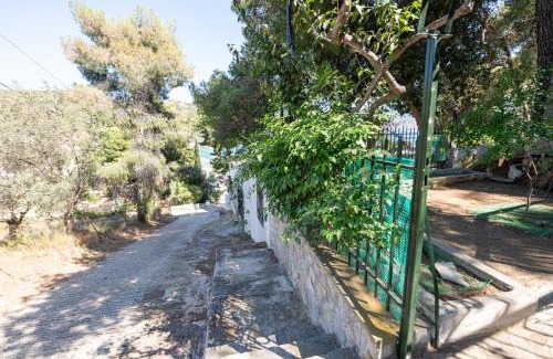 Poros Apartment | NG Happy Yard Cottage