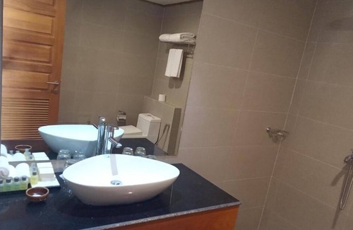 Zi Phyu Kone Hotel | Ngapali Win Hotel