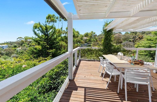 Mount Martha House | Ngaree - Ocean Views - An oasis up in the treetops