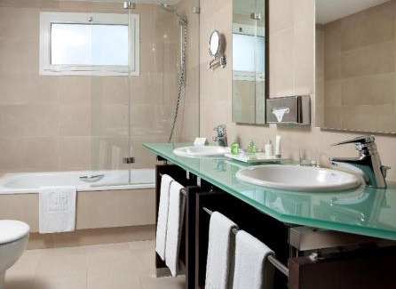 Lovaina Hotel | NH Canciller Ayala Vitoria