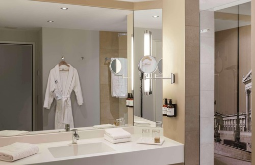 Schwechat Hotel | NH Vienna Airport Conference Center