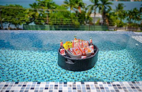 Reading Villa | NH Villa Paradise