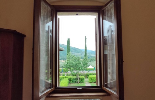 Precetto Apartment | NICCIANO: Two-room apartment in farmhouse with swimming pool, Marmore Falls