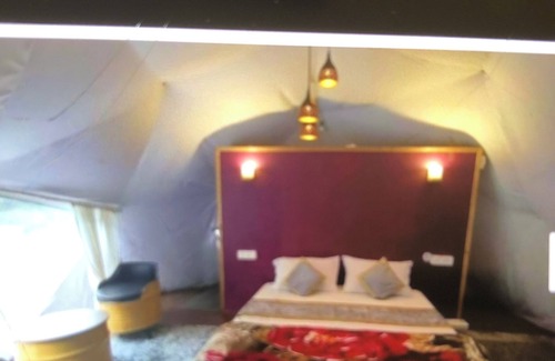 Bhimtal Cottage | Nice 1-bedroom cottage in Bhimtal with stunning lake views