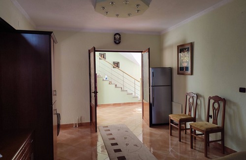 Udenisht Apartment | Nice 2-bedroom plus living room with a kitchen apartment in Udenisht with WiFi