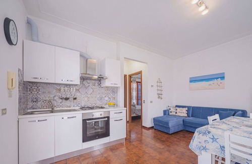 Torre del Lago Puccini Apartment | Nice apartment for 4 guests with A/C, WIFI, TV, patio, pets allowed and parking