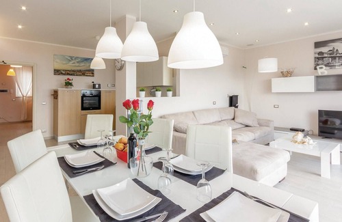 Lido di Camaiore Apartment | Nice apartment in Lido di Camaiore (LU)