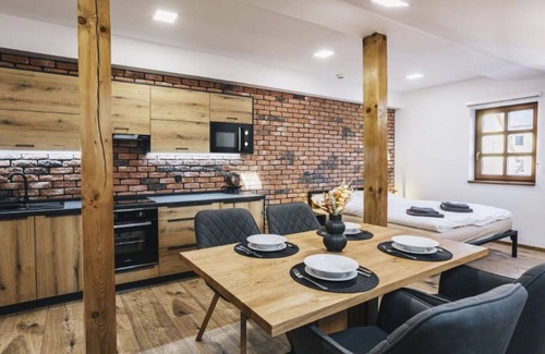 Jindrichuv Hradec Apartment | Nice apartment for 4 people with A/C, WIFI, TV and parking