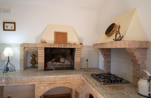 Citta Sant'Angelo Apartment | Nice apartment for 4 people with WIFI, pool, TV, pets allowed, panoramic view and parking