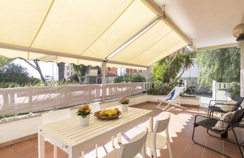Marina di Andora Apartment | Nice apartment for 4 guests with WIFI, A/C, terrace, pets allowed and parking