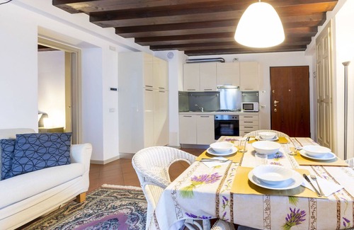 Morbegno Apartment | Nice apartment for 2 guests with WIFI, TV, balcony and parking