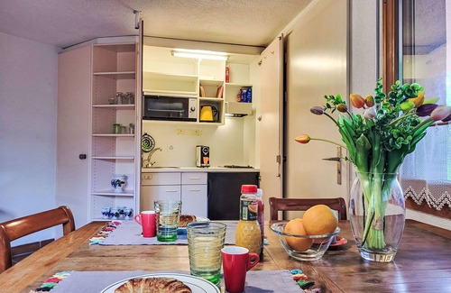 Melano Apartment | Nice apartment for 2 people with TV, patio, pets allowed, panoramic view and parking
