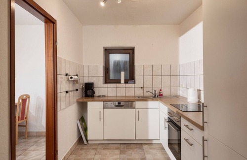 Immerath Apartment | Nice apartment for 21 people with WIFI, TV, terrace and pets allowed