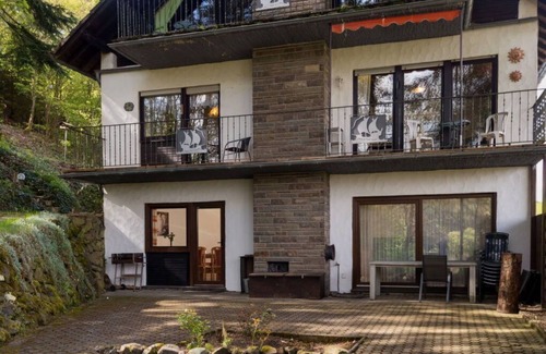 Immerath Apartment | Nice apartment for 21 people with WIFI, TV, terrace and pets allowed