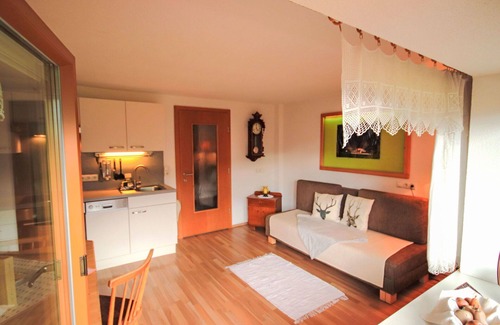 Kaunerberg Apartment | Nice apartment for 4 guests with WIFI, TV, terrace and parking