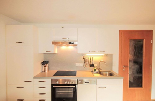 Kaunerberg Apartment | Nice apartment for 4 guests with WIFI, TV, terrace and parking