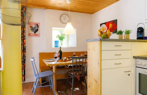 Capriasca Apartment | Nice apartment for 5 people with pool, WIFI, TV, patio, pets allowed, panoramic view and parking