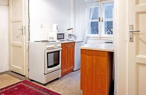 Jachymov Apartment | Nice apartment for 5 people with WIFI, TV, pets allowed and parking