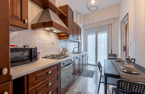 Omegna Apartment | Nice apartment for 6 people with WIFI, TV, terrace, pets allowed and parking
