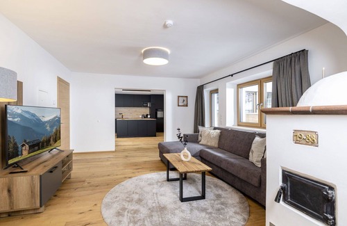 Soell Apartment | Nice apartment for 8 guests with WIFI, TV, terrace and parking