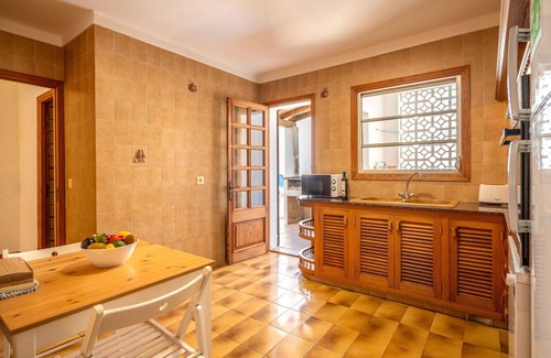 Cala Carbo Apartment | Nice apartment for 8 people with WIFI, pool, A/C, TV and terrace