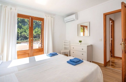 Cala Carbo Apartment | Nice apartment for 8 people with WIFI, pool, A/C, TV and terrace
