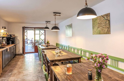 Horni Plana Apartment | Nice apartment for 4 guests with WIFI, terrace, pets allowed and parking