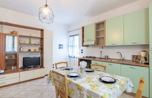 Gazzelli Apartment | Nice apartment for 4 guests with WIFI, pool, balcony, pets allowed, panoramic view and parking