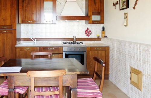 Cossombrato Apartment | Nice apartment for 3 guests with pool, WIFI, TV, patio, pets allowed and parking