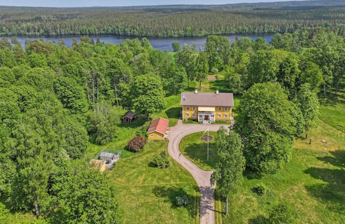Mullsjo Apartment | Nice apartment in Mullsjö with sauna