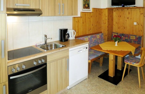Rohrberg Villa | Nice apartment in villa for 2 people with WIFI, TV, terrace and parking