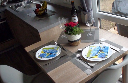 Wemding House | Nice apartment in villa for 4 guests with WIFI, A/C, TV, terrace, pets allowed and parking