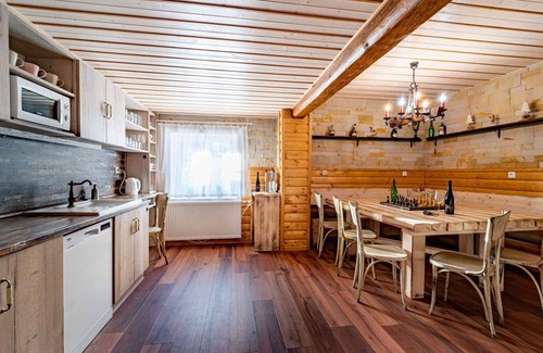 Rokytnice nad Jizerou Villa | Nice apartment in villa for 12 people with WIFI, TV, patio, pets allowed, panoramic view and par.