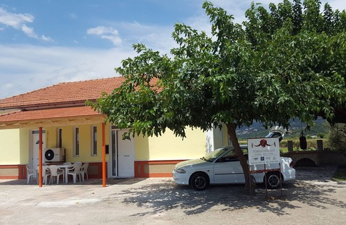 Gefira Mpania House | Nice beaches beautiful little town perfect place in Greece Castle to explore