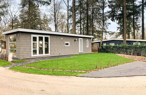 Municipality of Wageningen Ski Chalet | Nice chalet at 3.5 km. from Wageningen