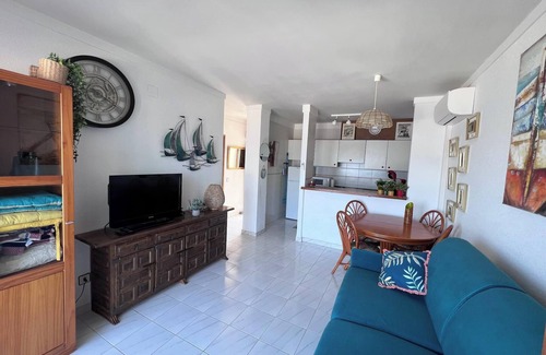 Almadraba-Canyelles Apartment | Nice flat with sea views and swimming pool AV-47