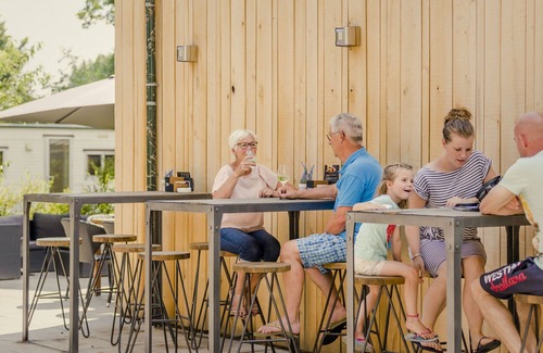 Zuna Cottage | Nice Holiday Home at a Holiday Park in Twente