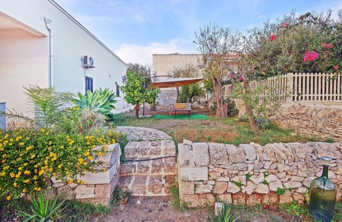 Cava dʼAliga House | Nice home in Cava D'aliga with WiFi