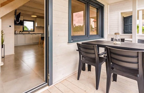 Wrzosowo House | Nice home in Dziwnówek with WiFi
