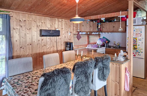 Kvinnherad House | Nice home in Hatlestrand with WiFi