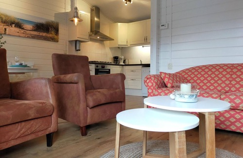 Heinkenszand House | Nice home in Heinkenszand with sauna