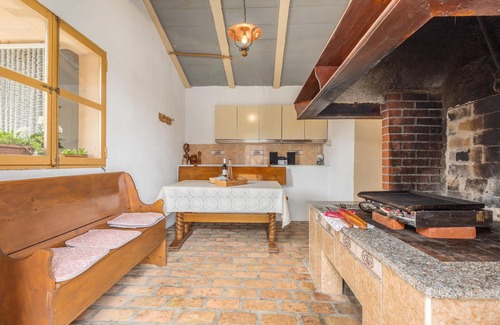 Salakovci House | Nice home in Labin with WiFi