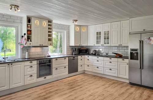 Lidkoping Municipality House | Nice home in Norra Kedum with WiFi