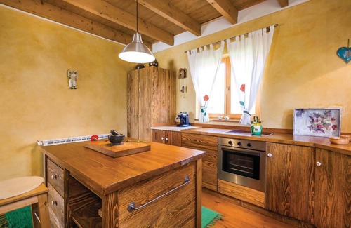Municipality of Plaski House | Nice home in Plaski with sauna