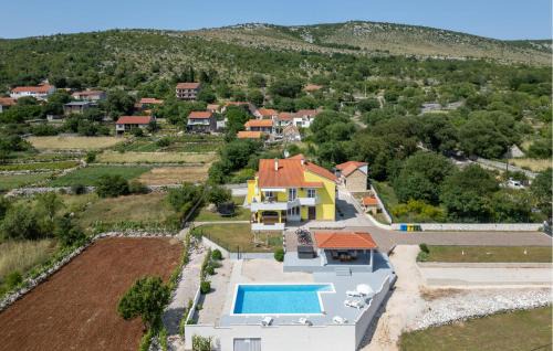 Primorski Dolac House | Nice Home In Primorski Dolac With Sauna