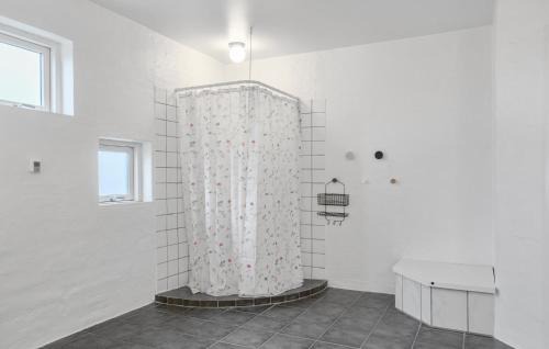 Roslev House | Nice Home In Roslev With Kitchen
