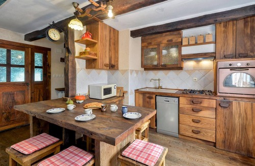 Sveti Ivan Zabno House | Nice home in Sveti Ivan Zabno with WiFi