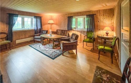 Gran House | Nice Home In Sagstua With Lake View