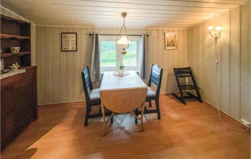 Gran House | Nice Home In Sagstua With Lake View